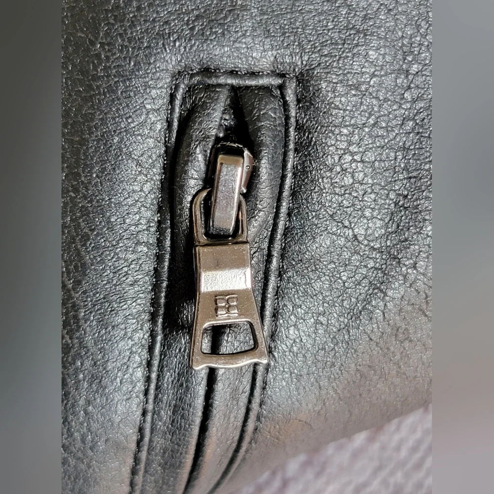 BCBGMaxAzria "Khalin" Women's Sz XS Black Leggings with Zipper Detail LIKE NEW - Picture 15 of 16